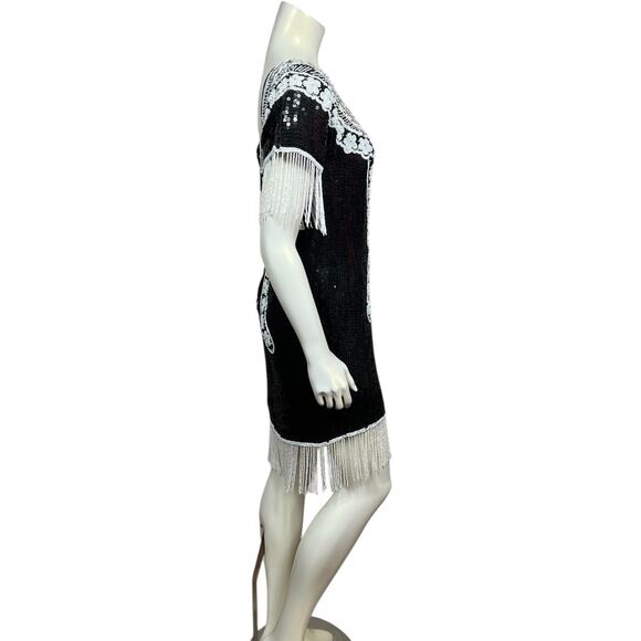 Vintage Black Sequin Beaded Fringe Dress Elegant Floral Design Flapper-Inspired - Picture 14 of 16